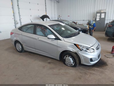 KMHCT4AE4GU****** · 2016 HYUNDAI ACCENT SE