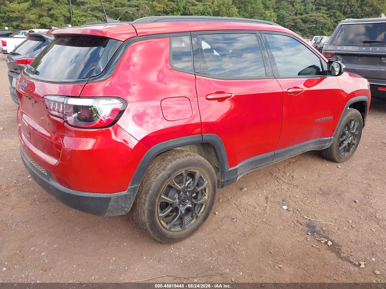 2026 JEEP COMPASS LATITUDE ALTITUDE · 4/11