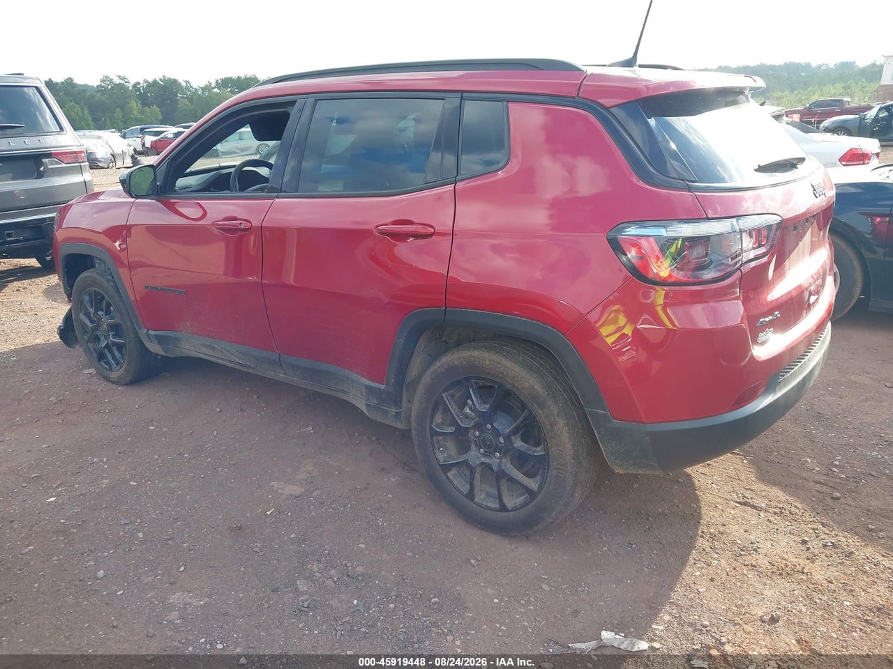 2026 JEEP COMPASS LATITUDE ALTITUDE · 3/11