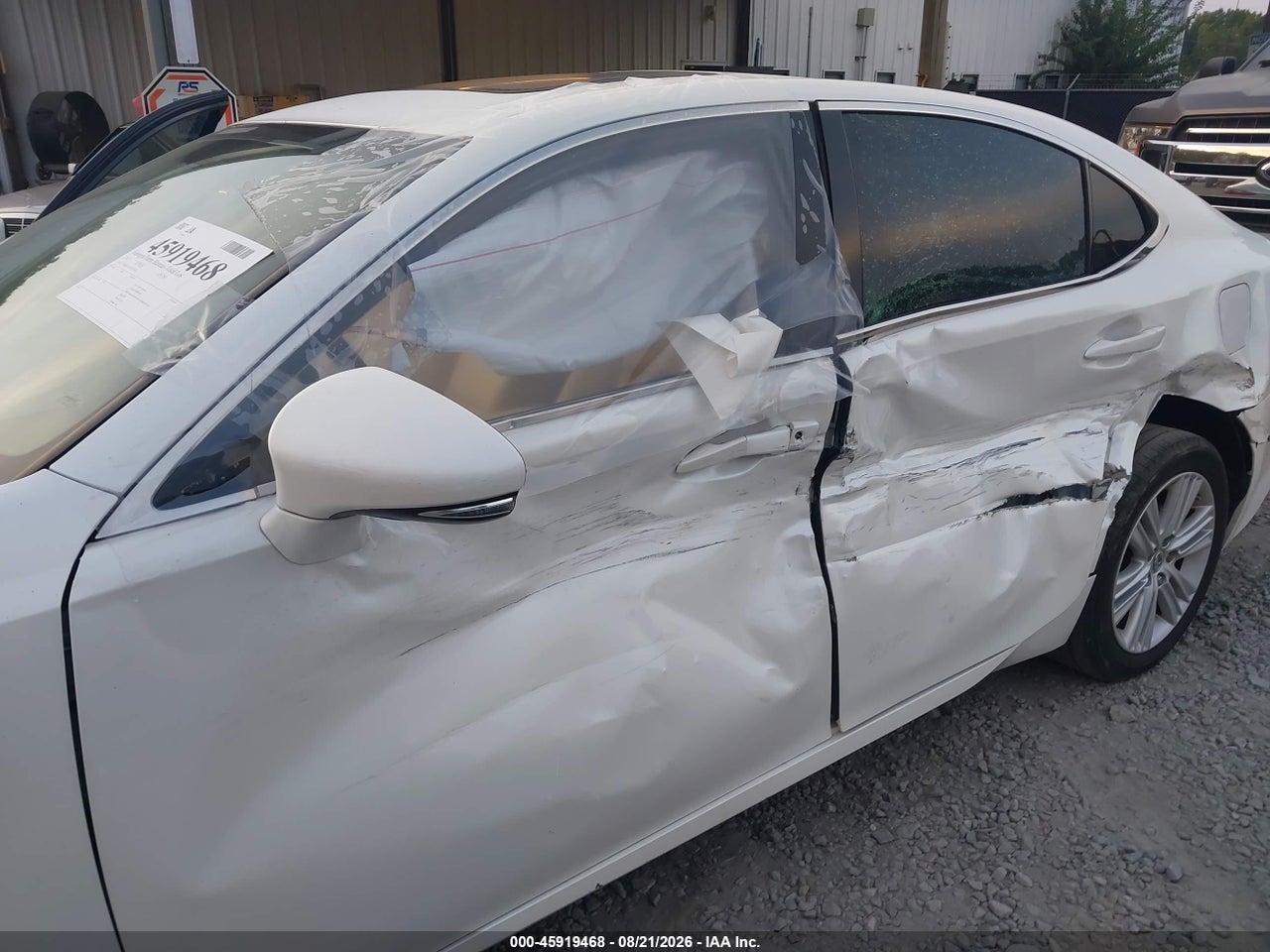 2015 LEXUS ES 350 · 6/11