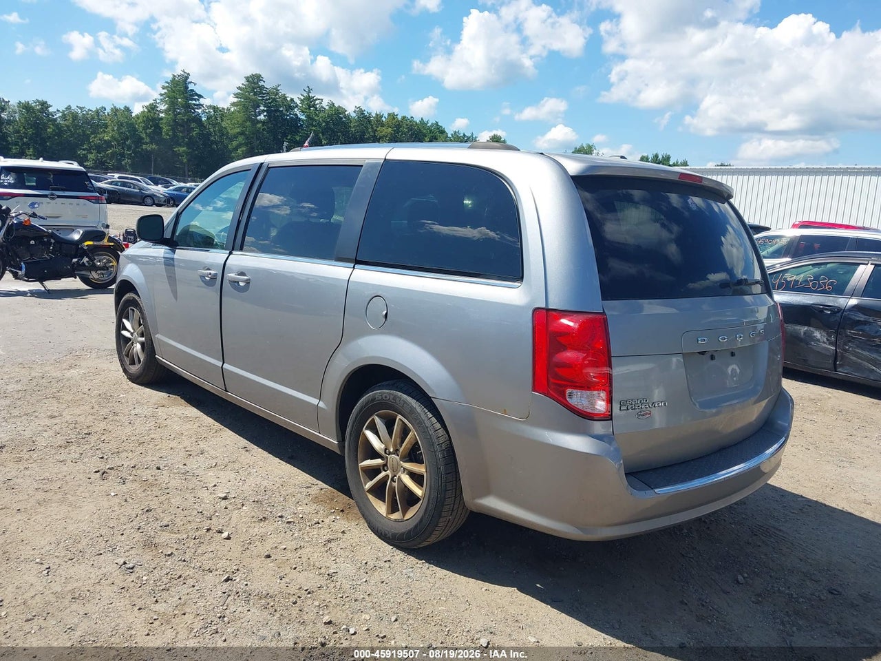 2019 DODGE GRAND CARAVAN SXT · 3/11