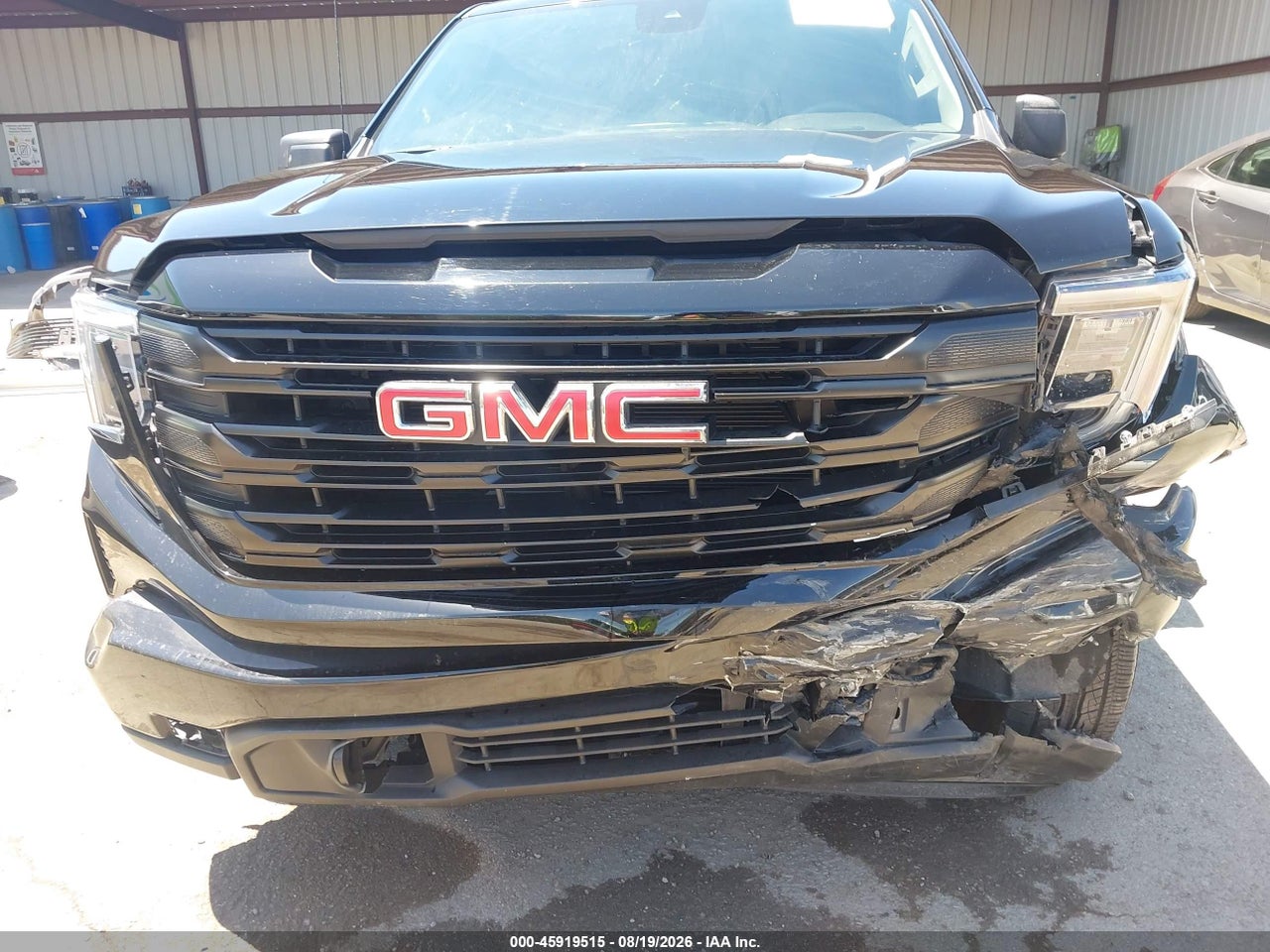 2024 GMC SIERRA 1500 2WD  SHORT BOX PRO · 6/10