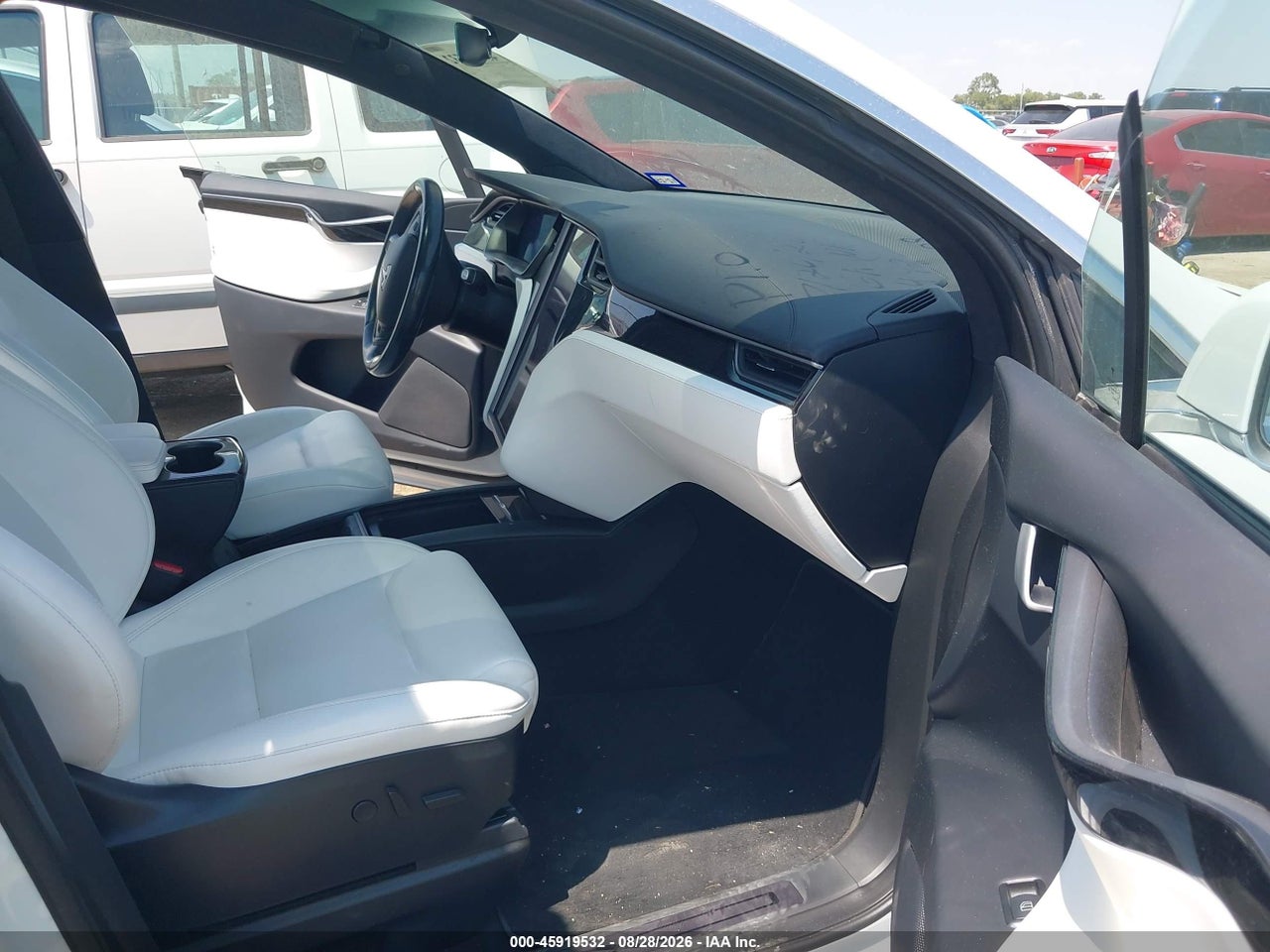 2020 TESLA MODEL X LONG RANGE DUAL MOTOR ALL-WHEEL DRIVE/LONG RANGE PLUS DUAL MOTOR ALL-WHEEL DRIVE · 5/10