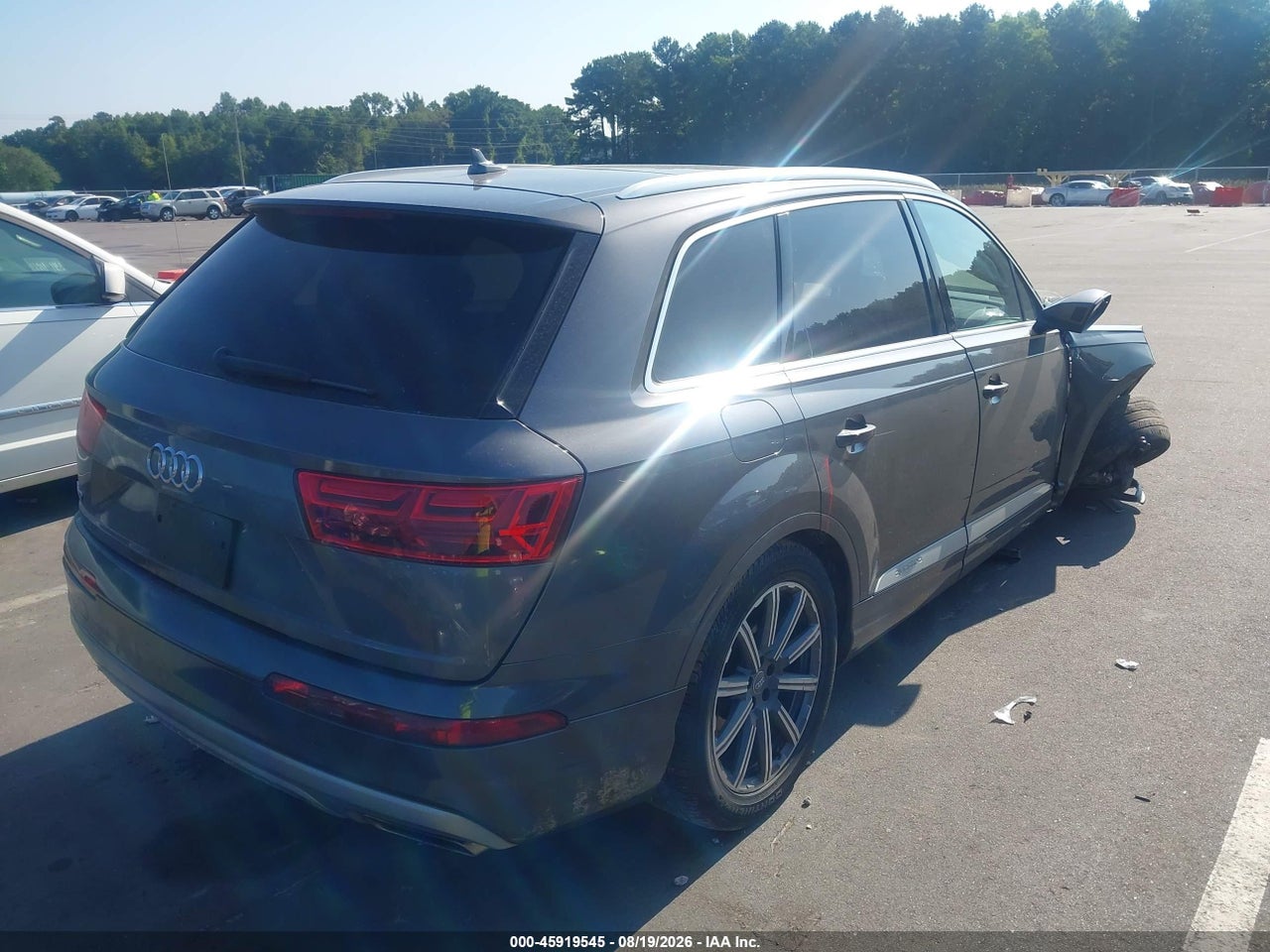 2019 AUDI Q7 45 PREMIUM/45 SE PREMIUM · 4/10