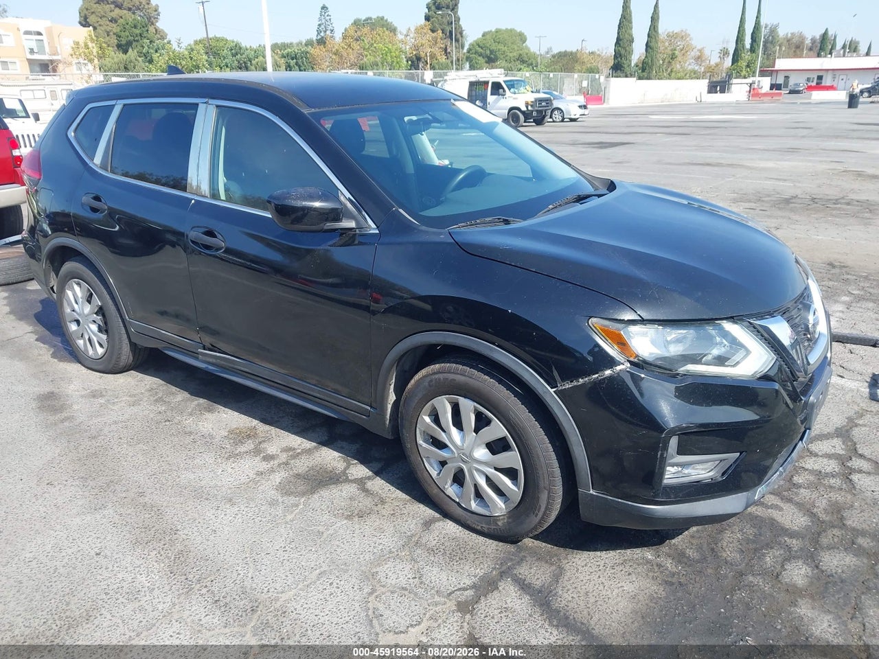 5N1AT2MN0HC****** · 2017 NISSAN ROGUE S