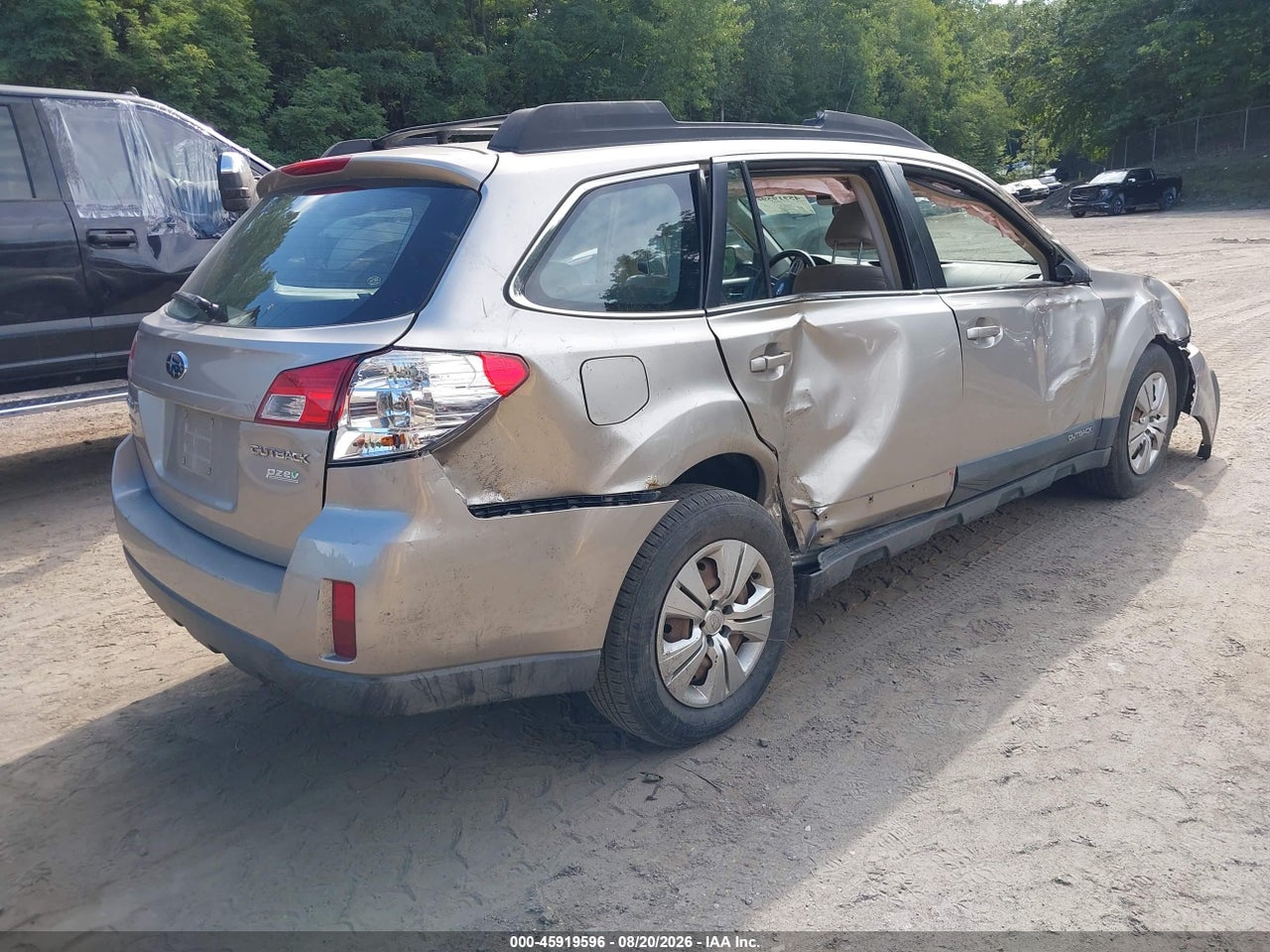 2014 SUBARU OUTBACK 2.5I · 4/11