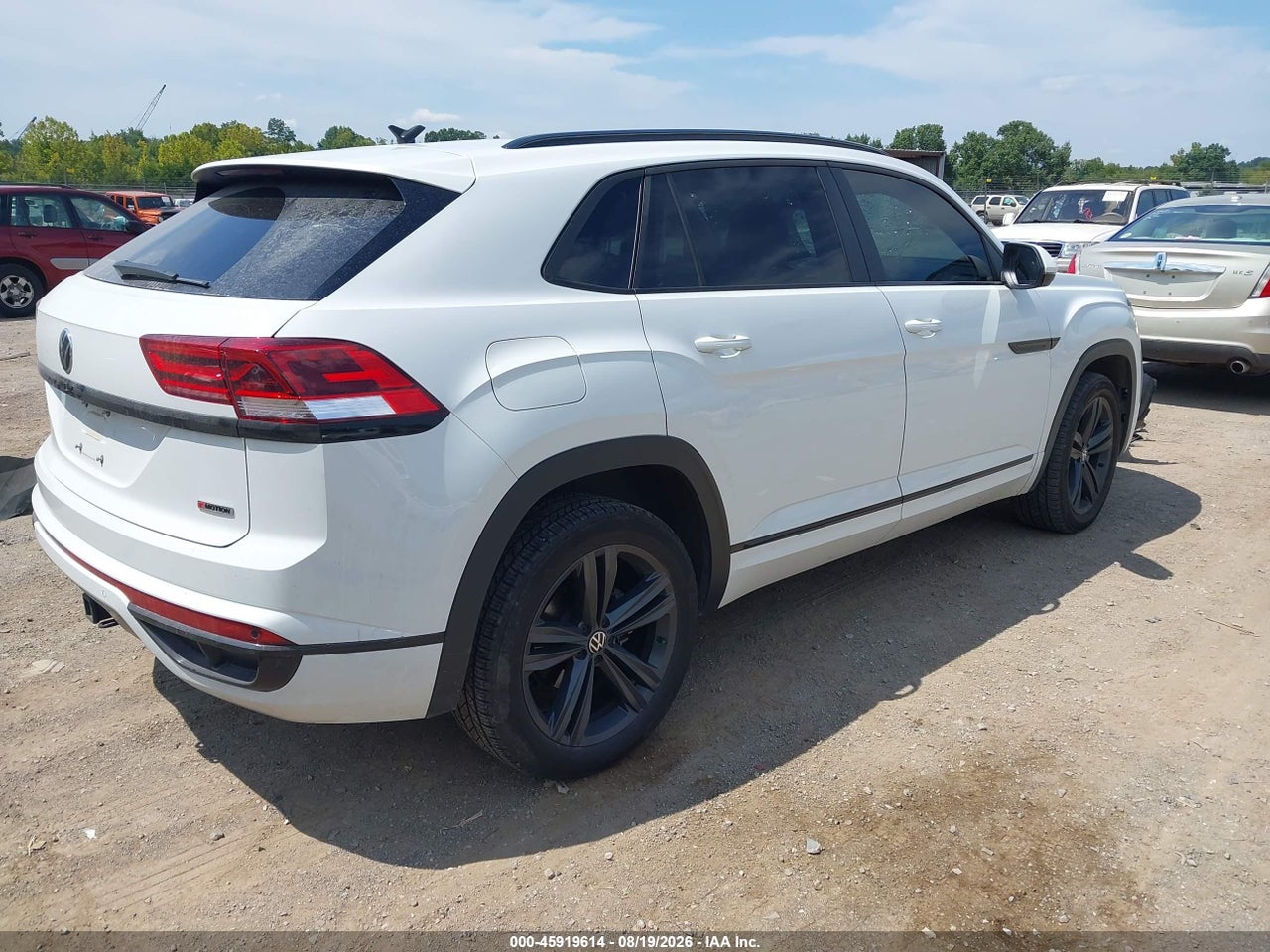 2020 VOLKSWAGEN ATLAS CROSS SPORT 3.6L V6 SE W/TECHNOLOGY/3.6L V6 SE W/TECHNOLOGY R-LINE · 4/11