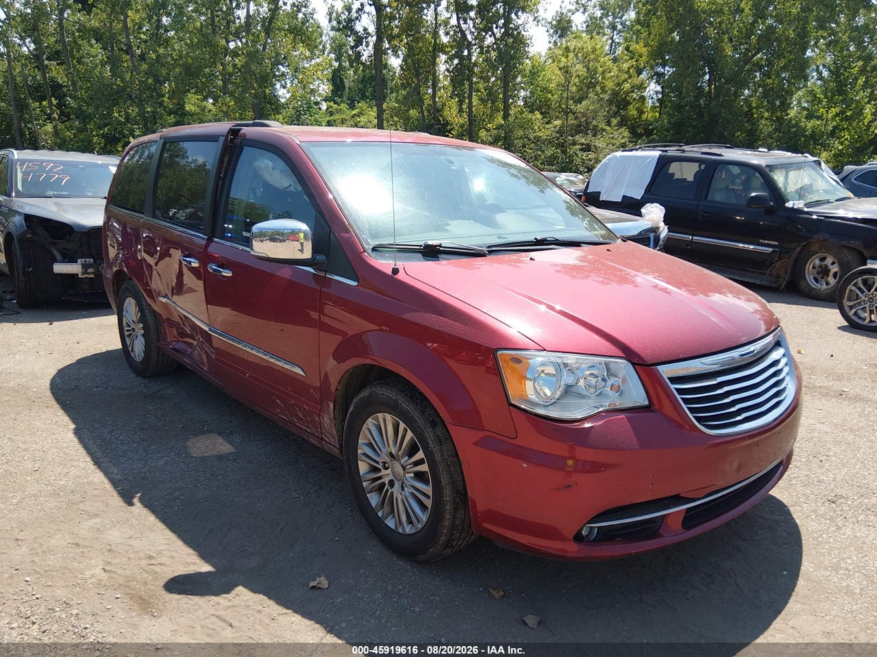 2C4RC1CG4FR****** · 2015 CHRYSLER TOWN &amp; COUNTRY TOURING-L