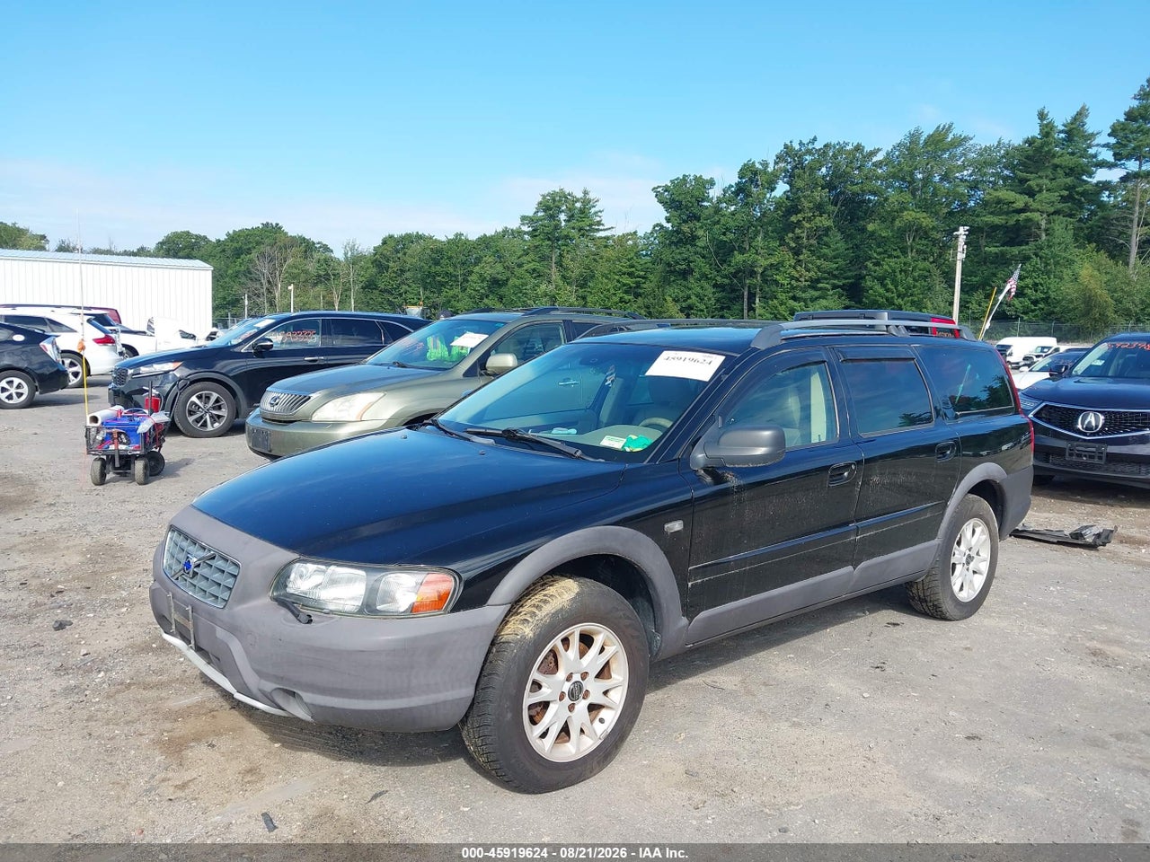 2004 VOLVO XC70 2.5T · 2/11