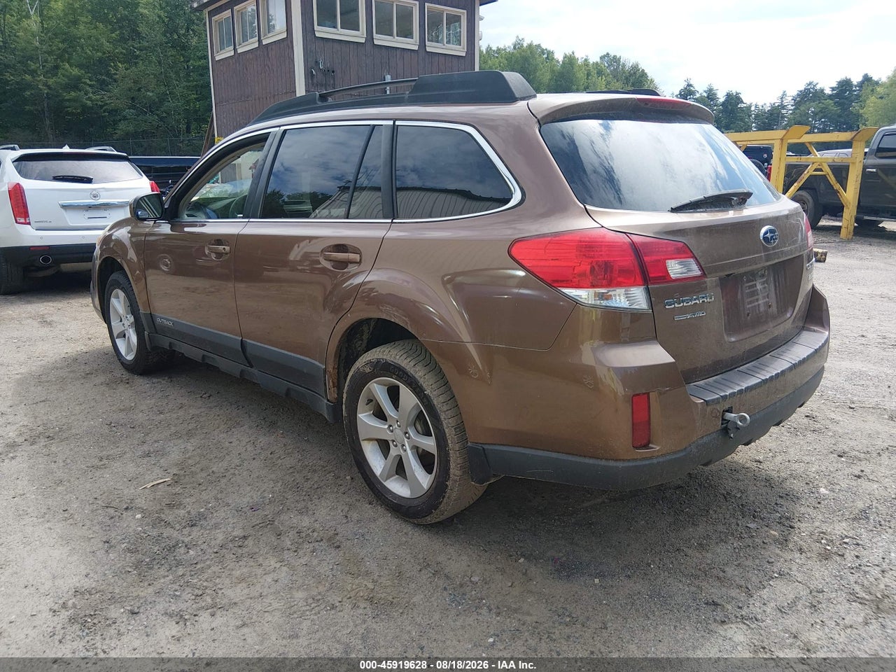 2013 SUBARU OUTBACK 2.5I PREMIUM · 3/11