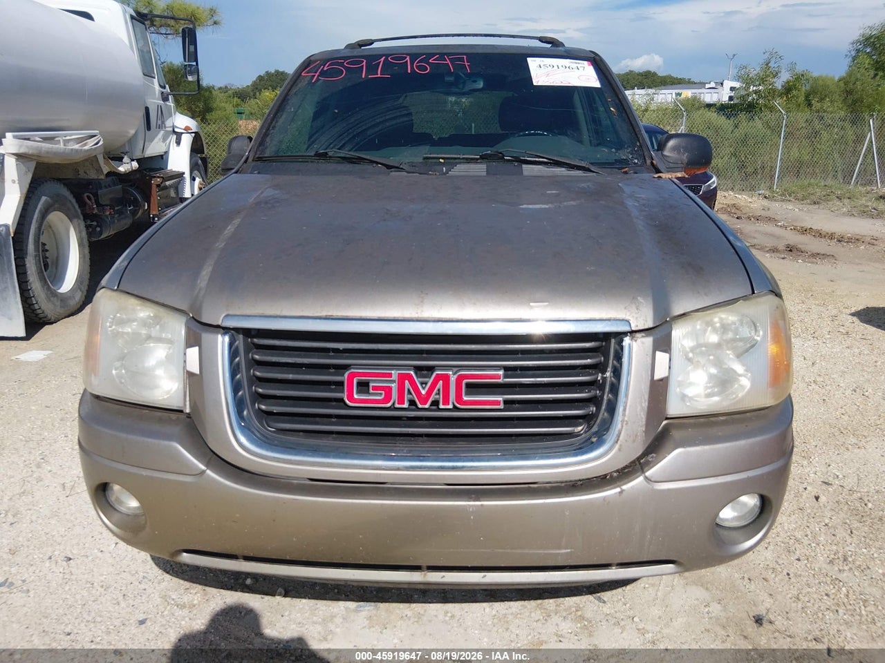 2002 GMC ENVOY SLT · 6/11