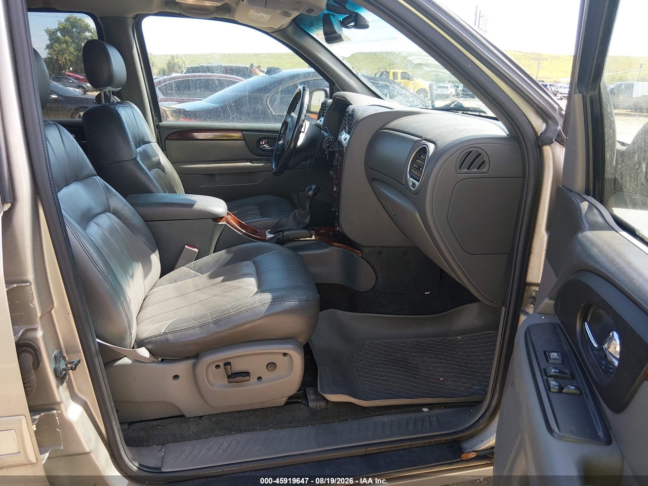 2002 GMC ENVOY SLT · 5/11