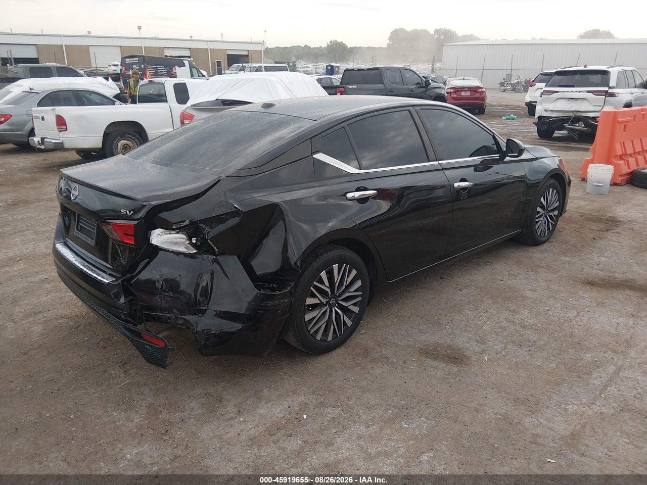 2023 NISSAN ALTIMA SV FWD · 4/11