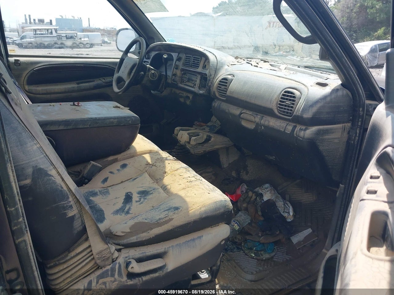 1999 DODGE RAM 1500 ST · 5/11