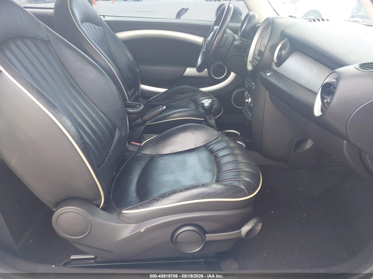 2012 MINI COOPER   · 5/11