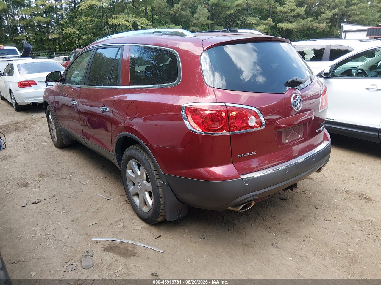2010 BUICK ENCLAVE 2XL · 3/11