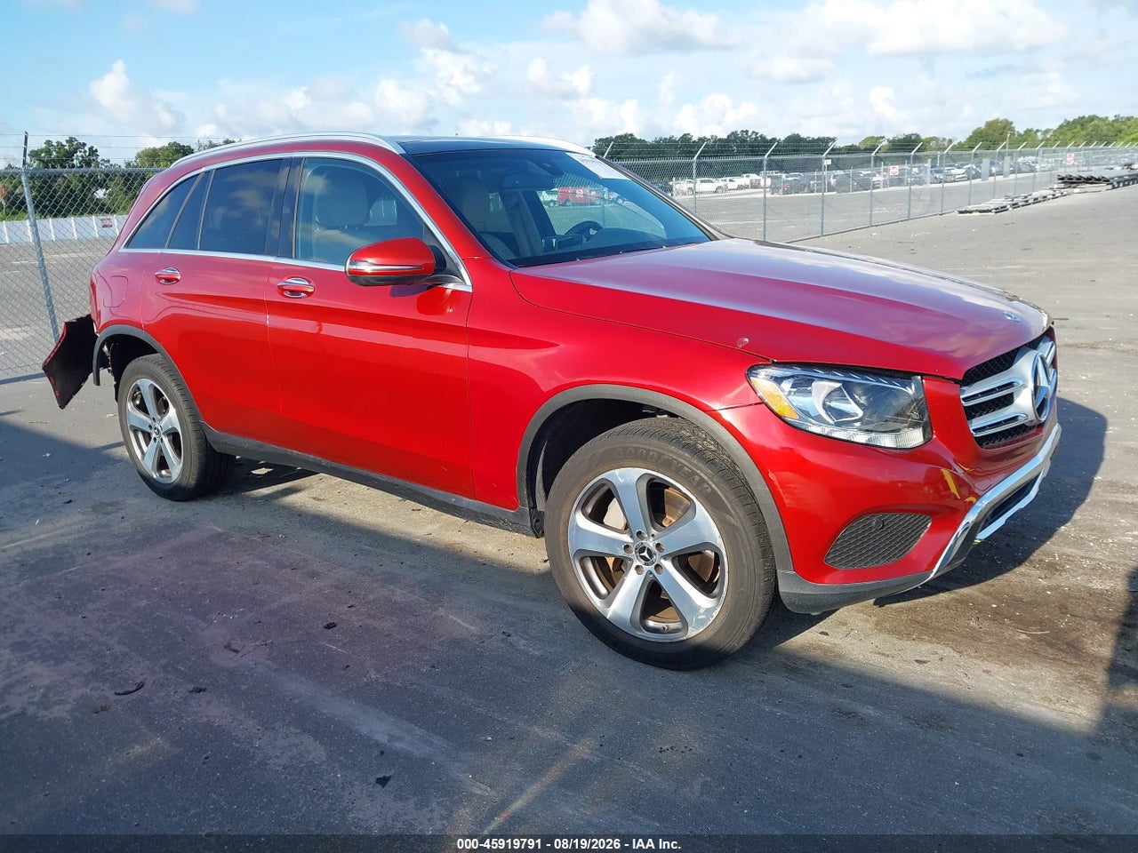 WDC0G4JB6JV****** · 2018 MERCEDES-BENZ GLC 300