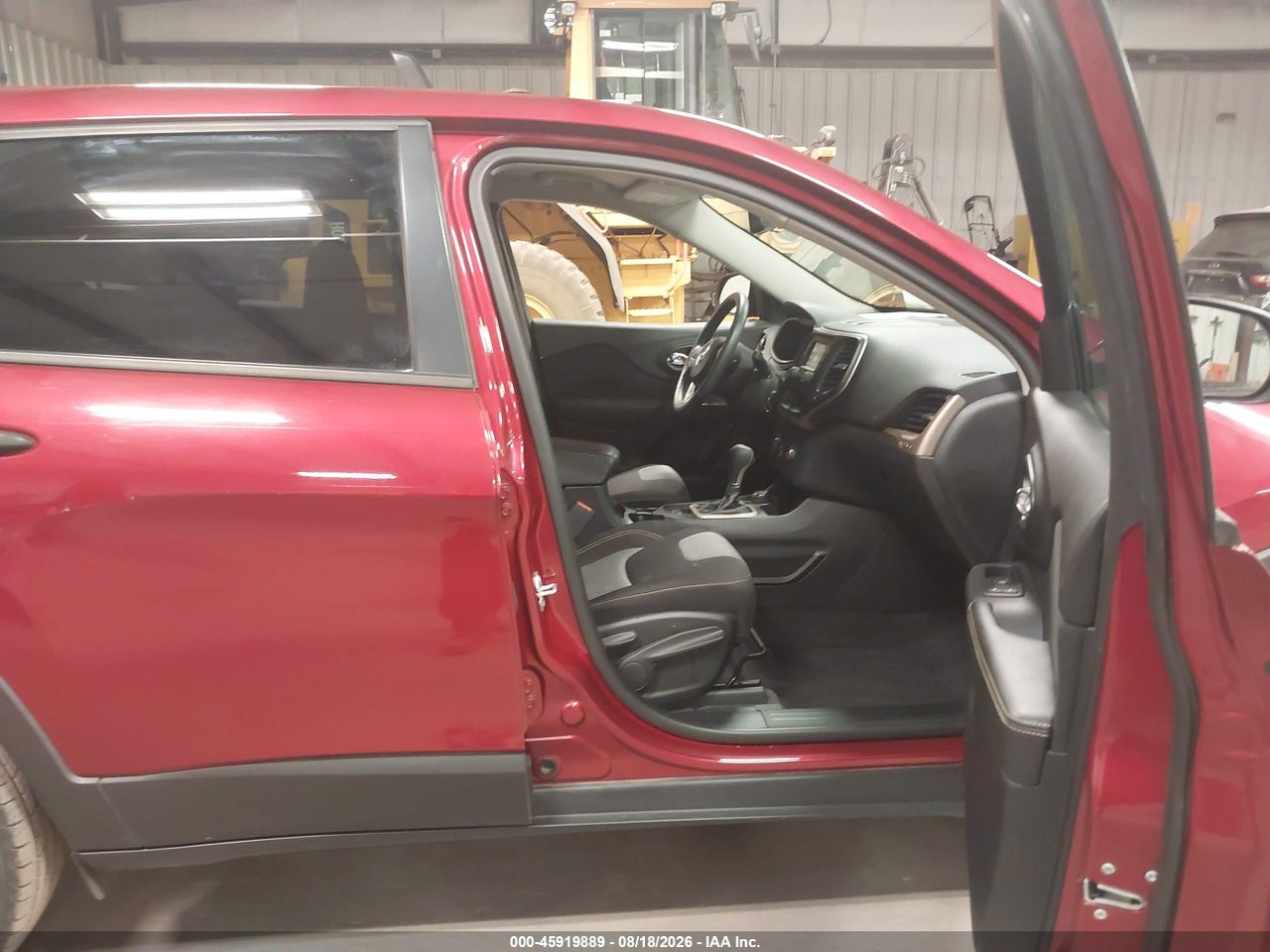 2016 JEEP CHEROKEE SPORT · 5/11