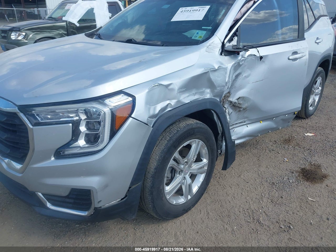 2022 GMC TERRAIN FWD SLE · 6/11