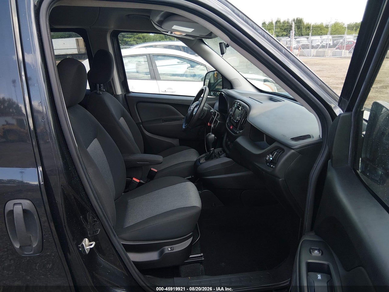 2020 RAM PROMASTER CITY SLT · 5/11