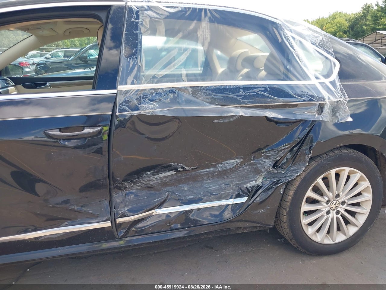 2017 VOLKSWAGEN PASSAT 1.8T SE · 6/11