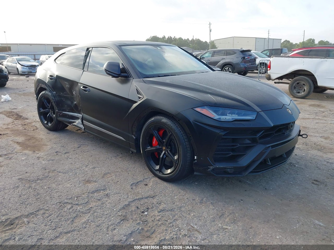 2019 LAMBORGHINI URUS  