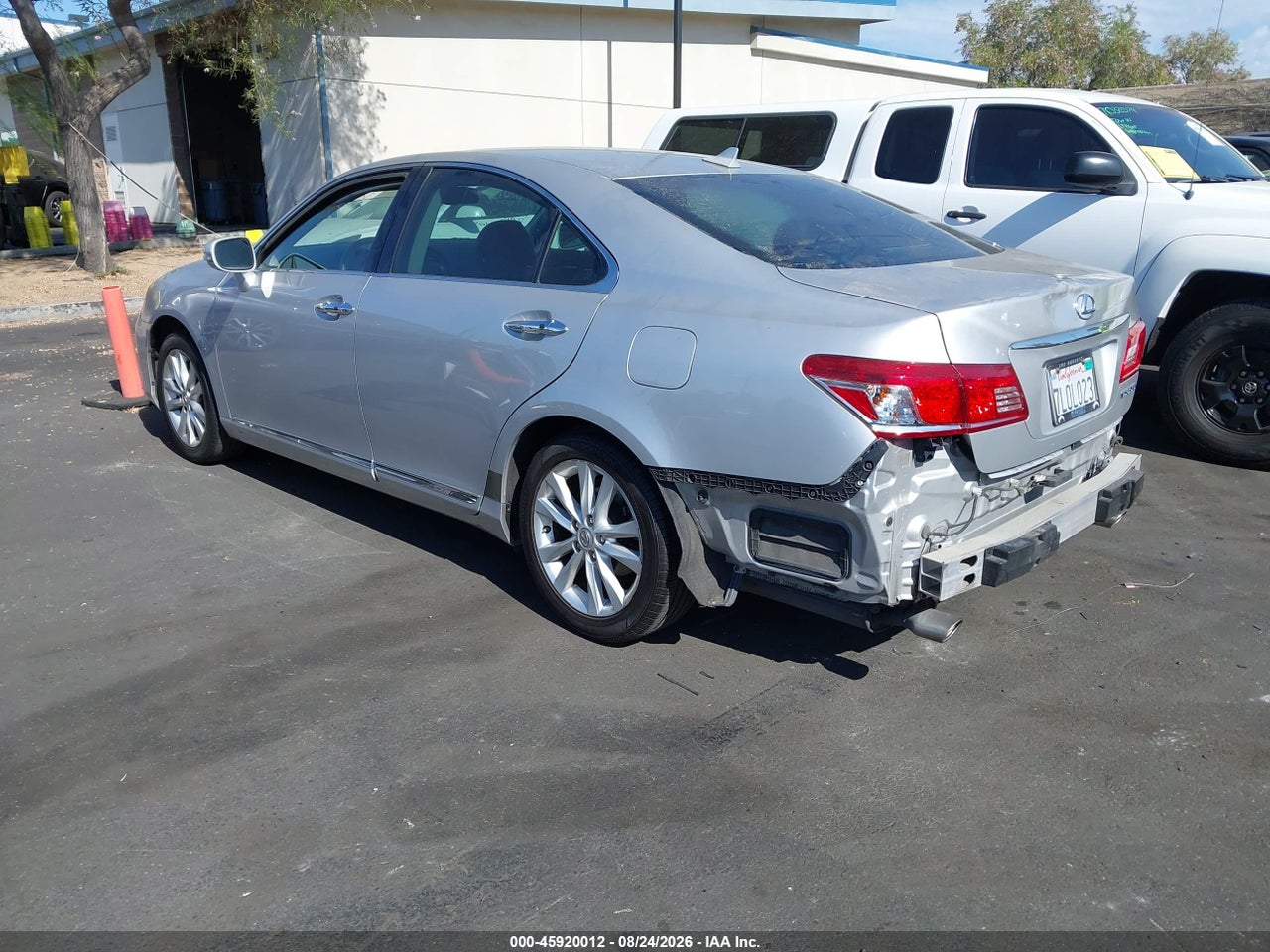 2011 LEXUS ES 350 · 3/11