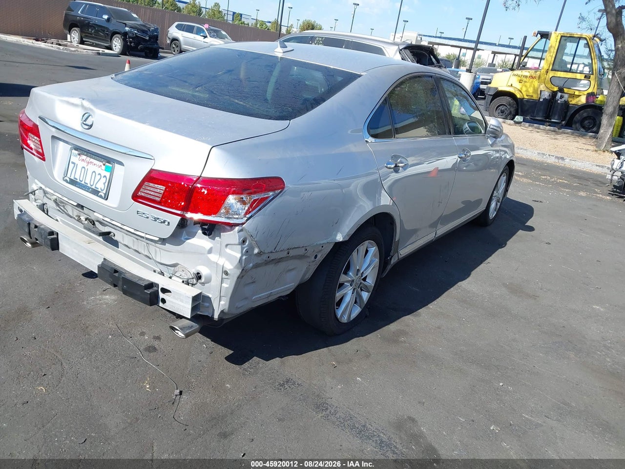 2011 LEXUS ES 350 · 4/11