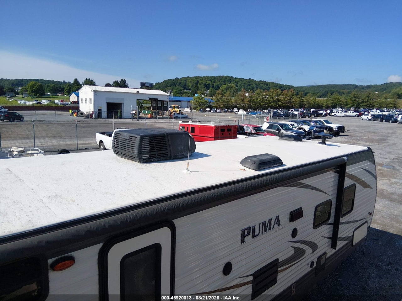 2017 FOREST RIVER PUMA 28FQDB · 6/11