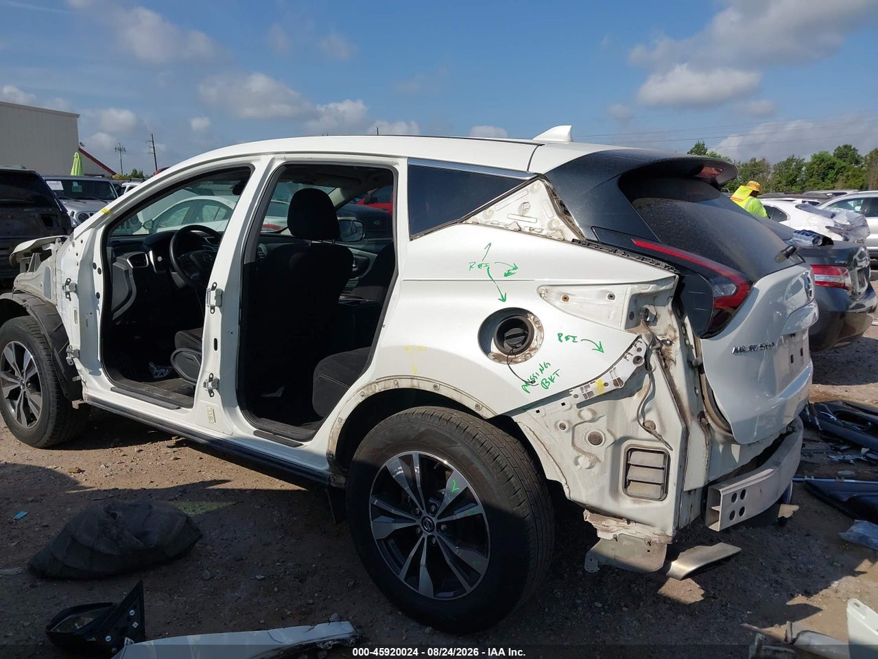 2019 NISSAN MURANO S · 3/11