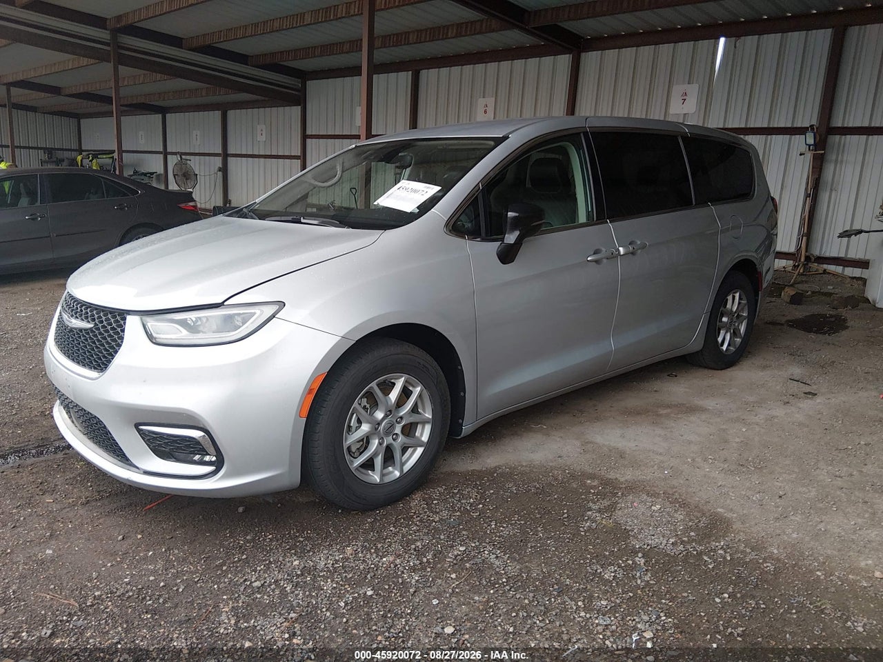 2024 CHRYSLER PACIFICA TOURING L · 2/11