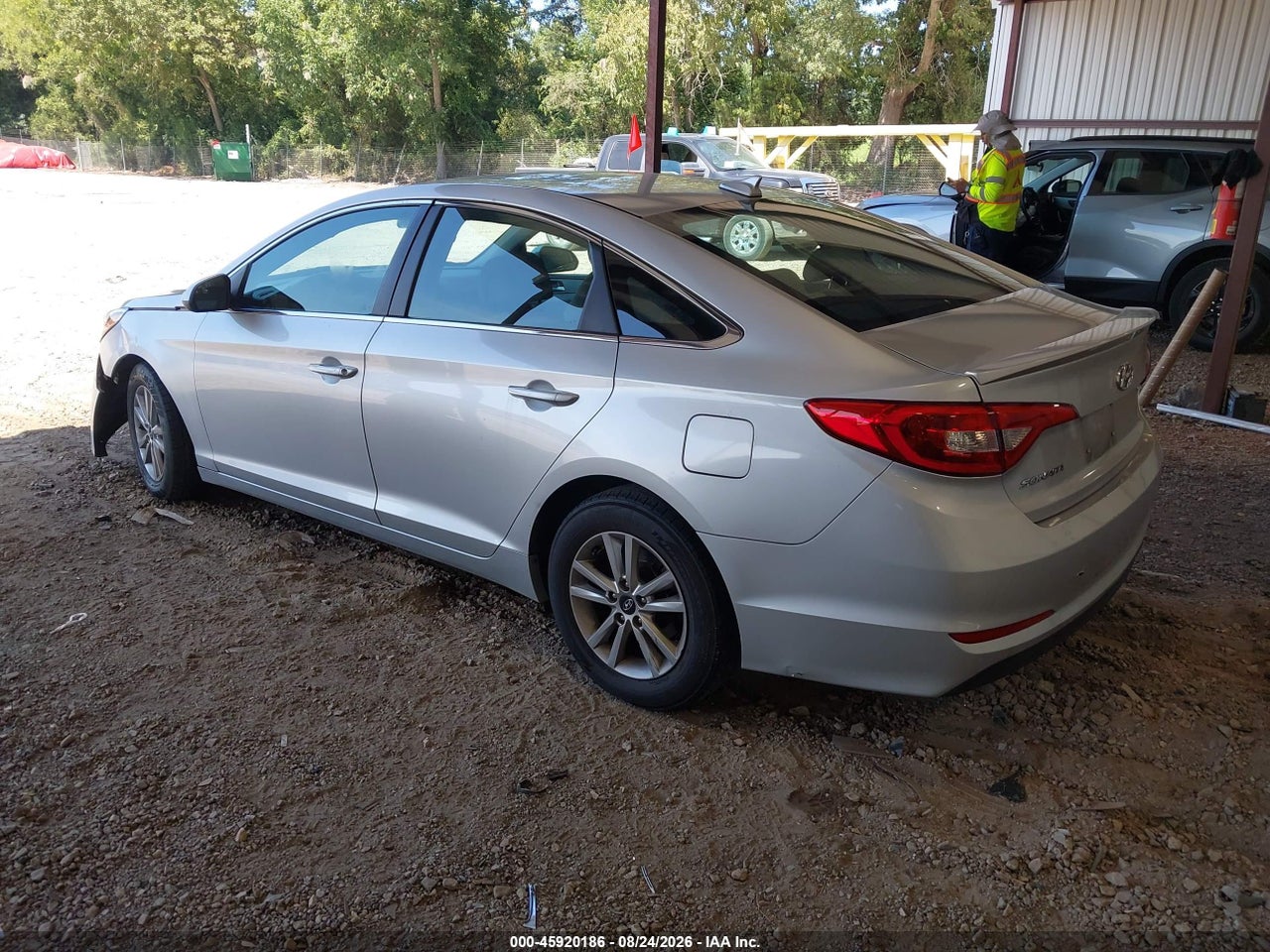 2016 HYUNDAI SONATA · 3/10
