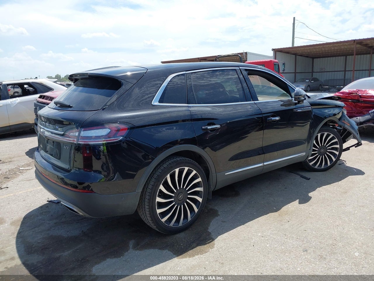 2019 LINCOLN NAUTILUS BLACK LABEL · 4/10