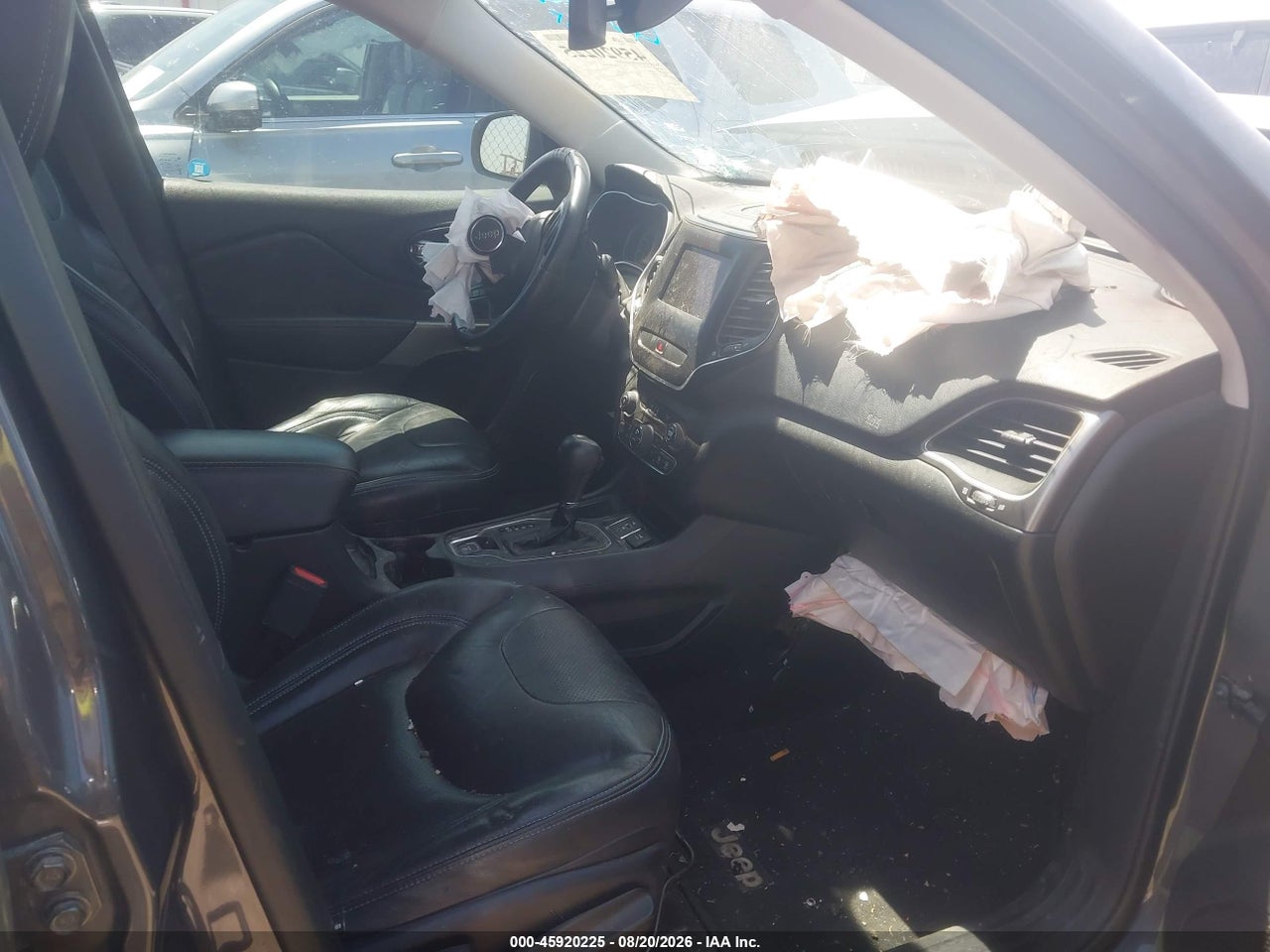2019 JEEP CHEROKEE LATITUDE PLUS FWD · 5/10