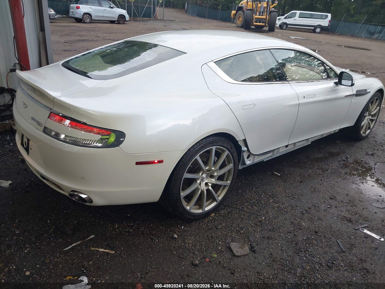SCFHMDBS1FG****** · 2015 ASTON MARTIN RAPIDE S   · 4/11