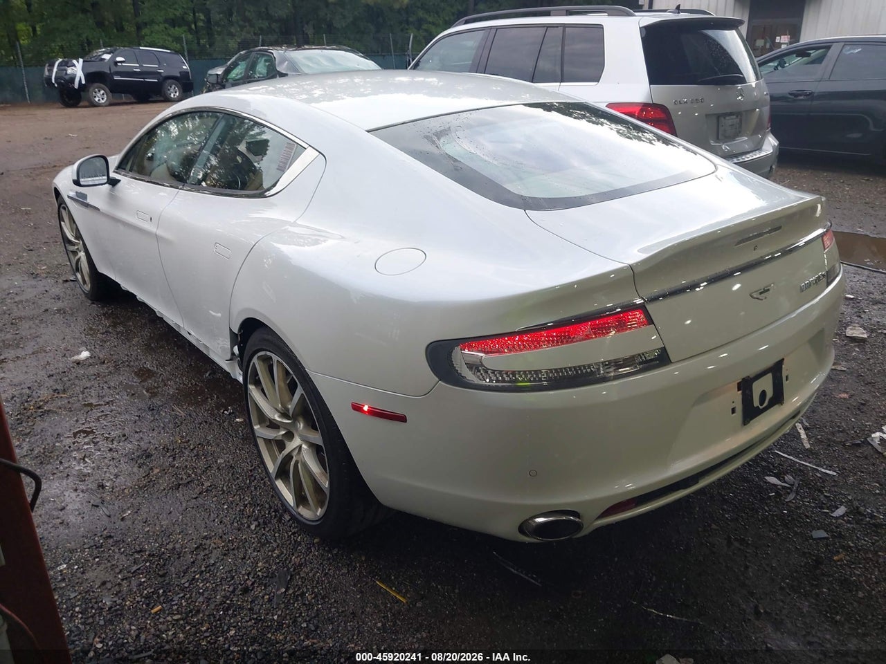 SCFHMDBS1FG****** · 2015 ASTON MARTIN RAPIDE S   · 3/11