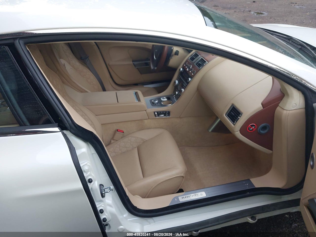 SCFHMDBS1FG****** · 2015 ASTON MARTIN RAPIDE S   · 5/11