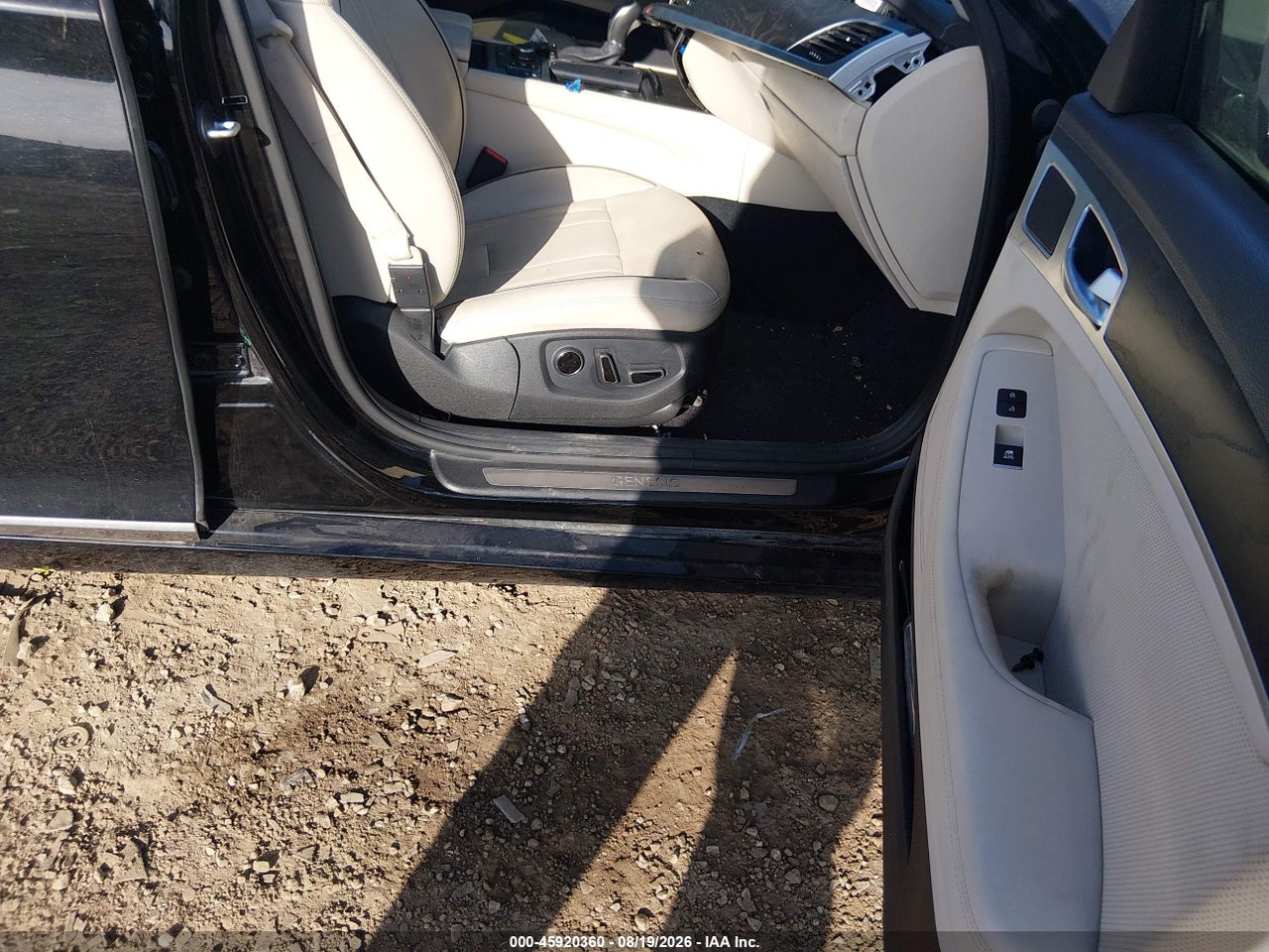 2015 HYUNDAI GENESIS 5.0 · 5/11
