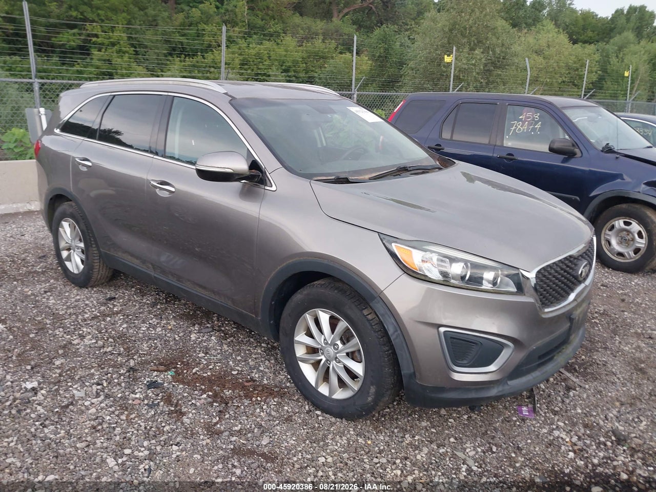 5XYPG4A39GG****** · 2016 KIA SORENTO 2.4L LX