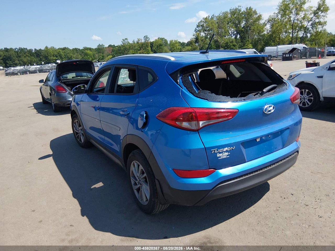 2016 HYUNDAI TUCSON SE · 3/10