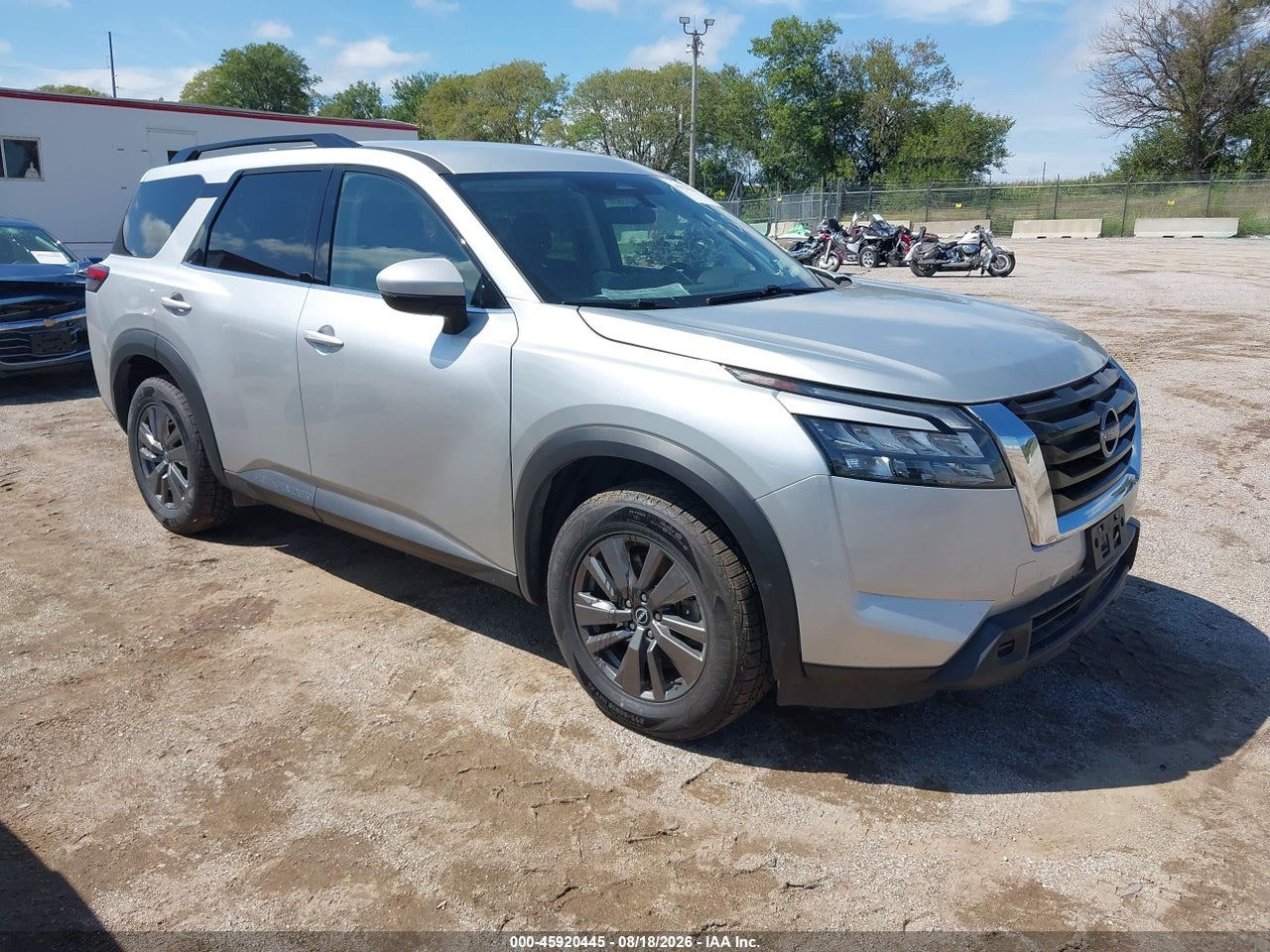 2024 NISSAN PATHFINDER SV 4WD