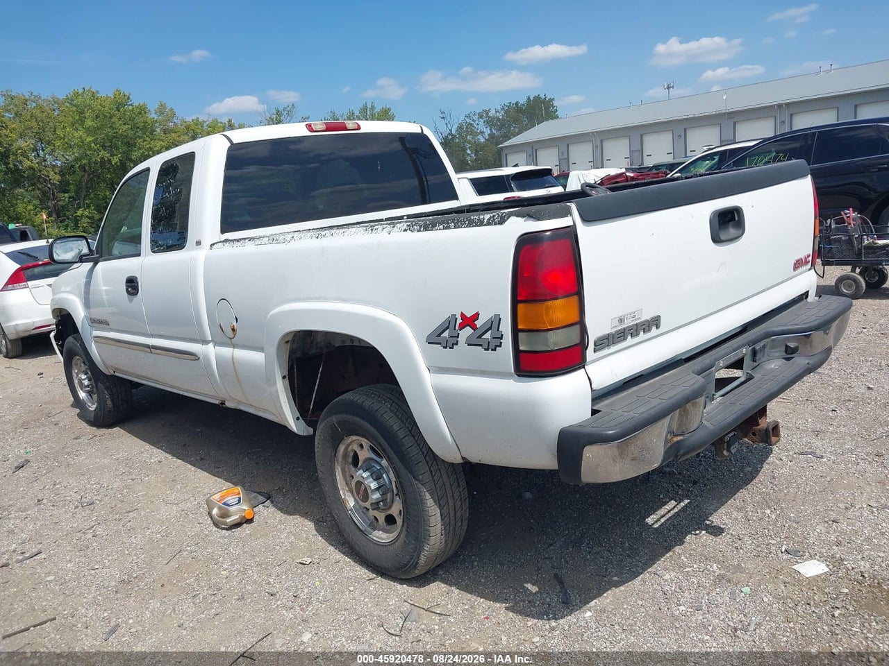 2004 GMC SIERRA 2500HD SLE · 3/11