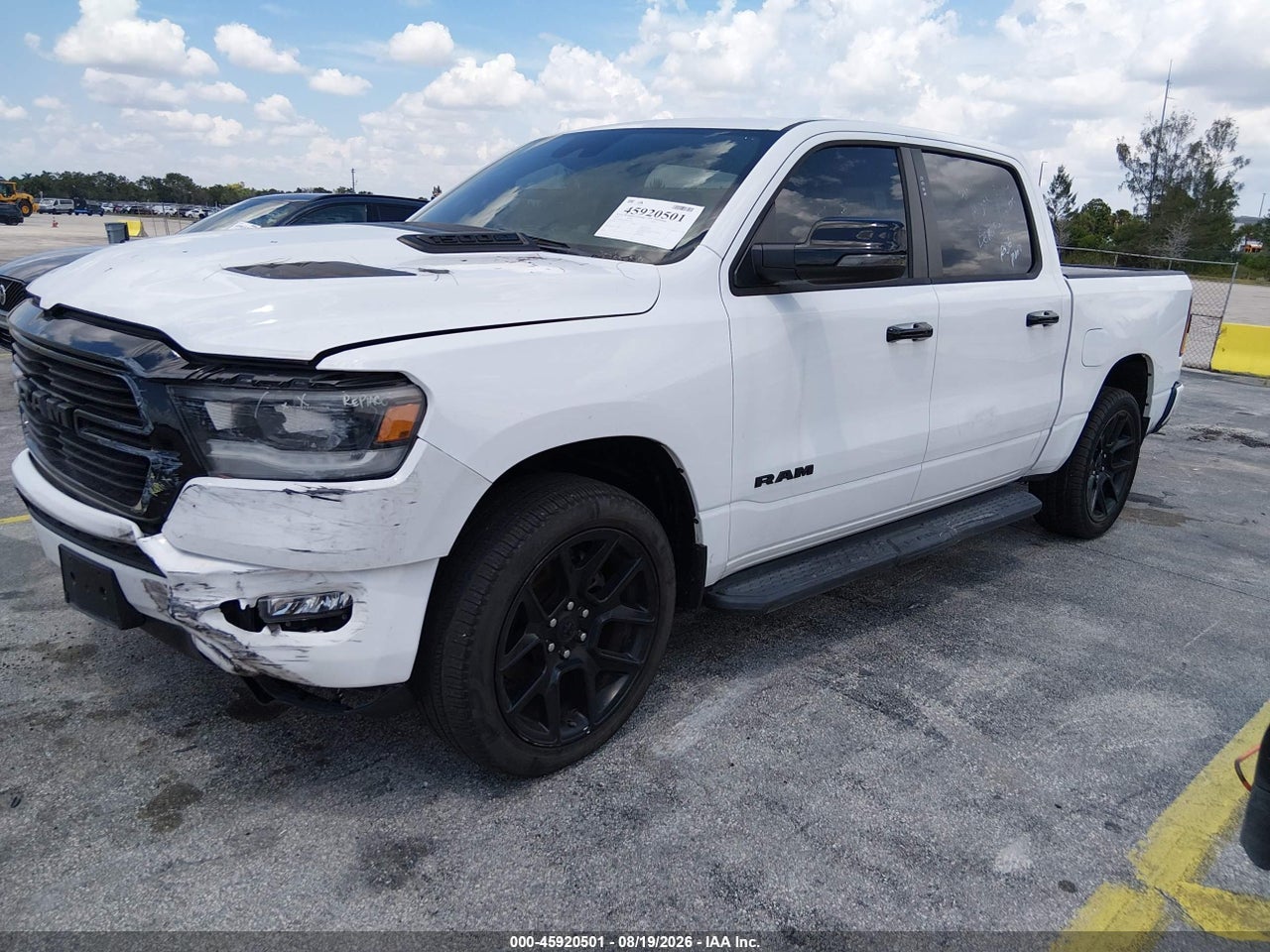 2023 RAM 1500 LARAMIE  4X4 5'7 BOX · 2/11