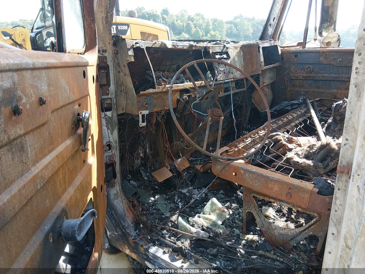 1998 INTERNATIONAL 4000 4700 · 5/10