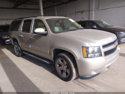 2014 CHEVROLET SUBURBAN LT