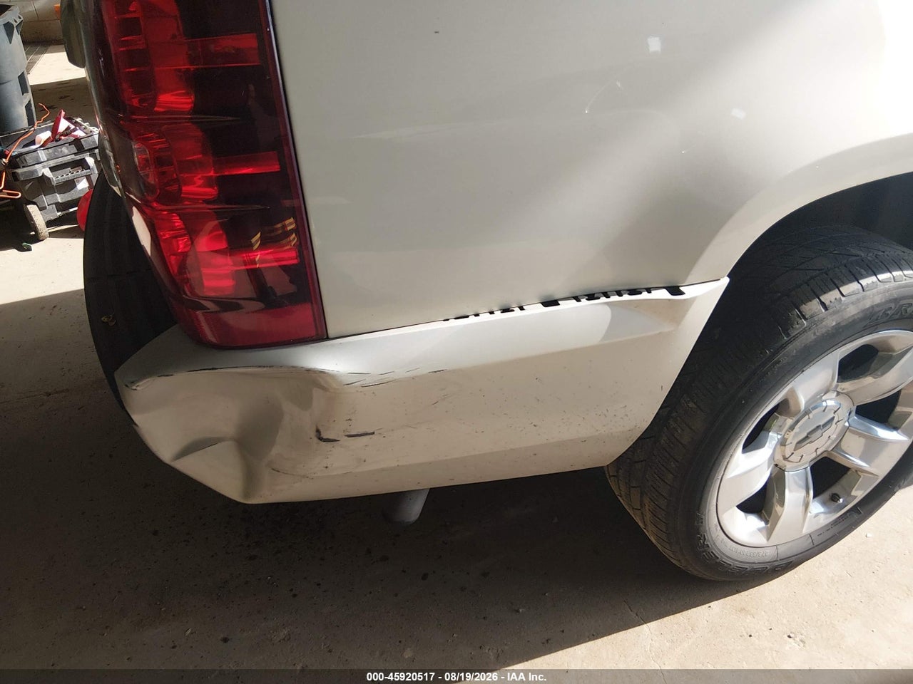 2014 CHEVROLET SUBURBAN LT · 6/11