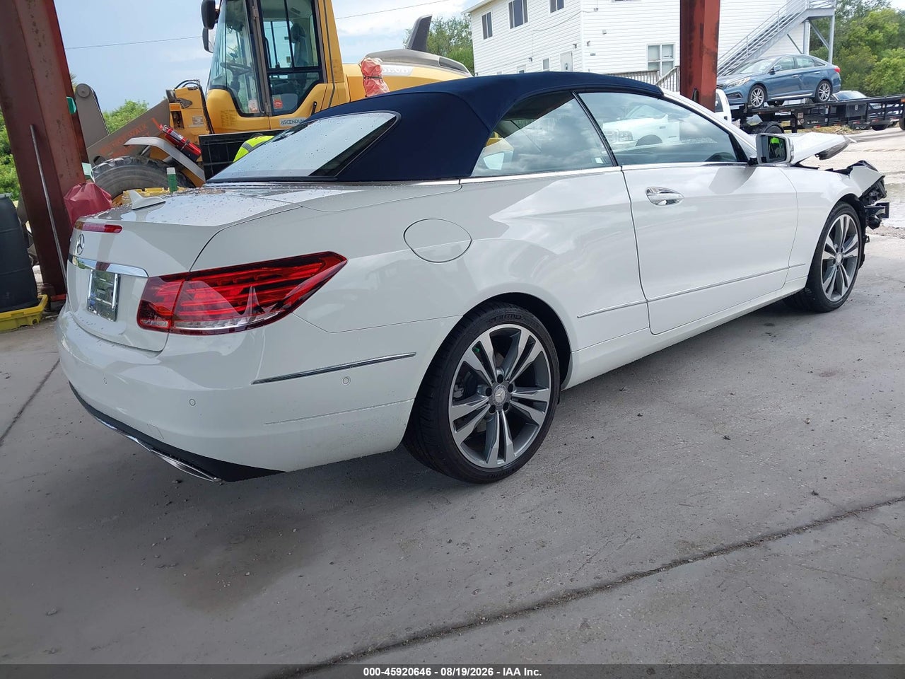 2017 MERCEDES-BENZ E 400 · 4/11