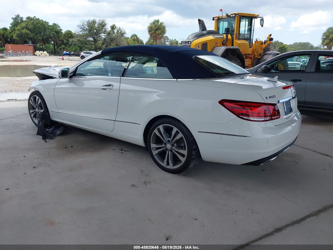 2017 MERCEDES-BENZ E 400 · 3/11