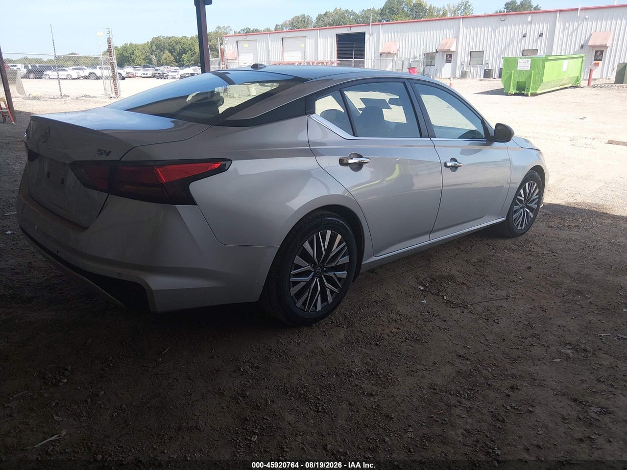 2024 NISSAN ALTIMA SV FWD · 4/11