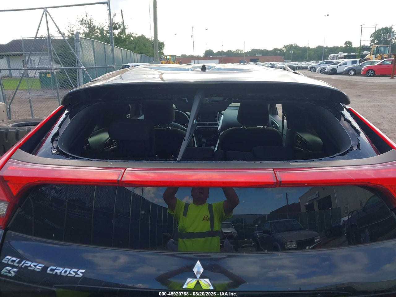 2020 MITSUBISHI ECLIPSE CROSS ES 1.5T · 6/11